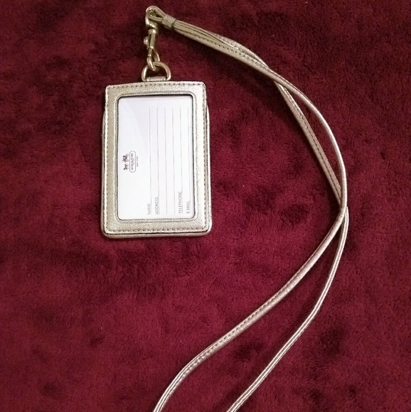 🆕  Coach Daisy Pop Applique Lanyard ID - Picture 2 of 5